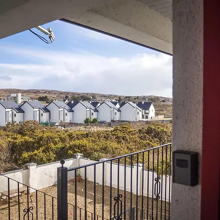 Апартаменты Carraroe Apartment *